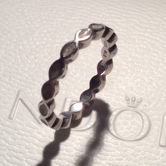 Pandora silver ring size 52 - Picture 1 of 5